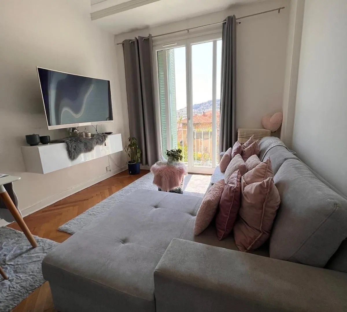 Lovely Apartment Nice